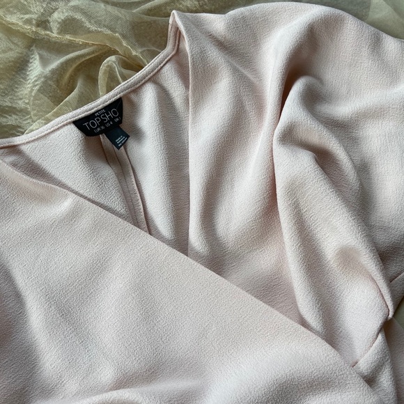 Topshop PETITE Dresses & Skirts - NWOT Topshop Petite Blush Wrap Dress
